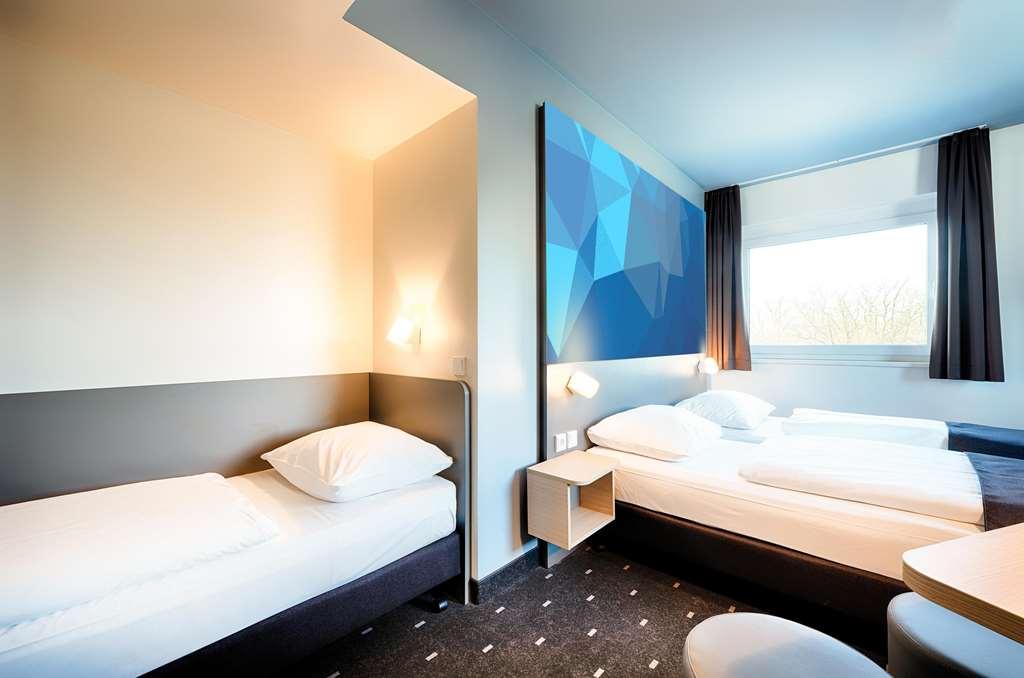B&B Hotel Villingen-Schwenningen Rum bild