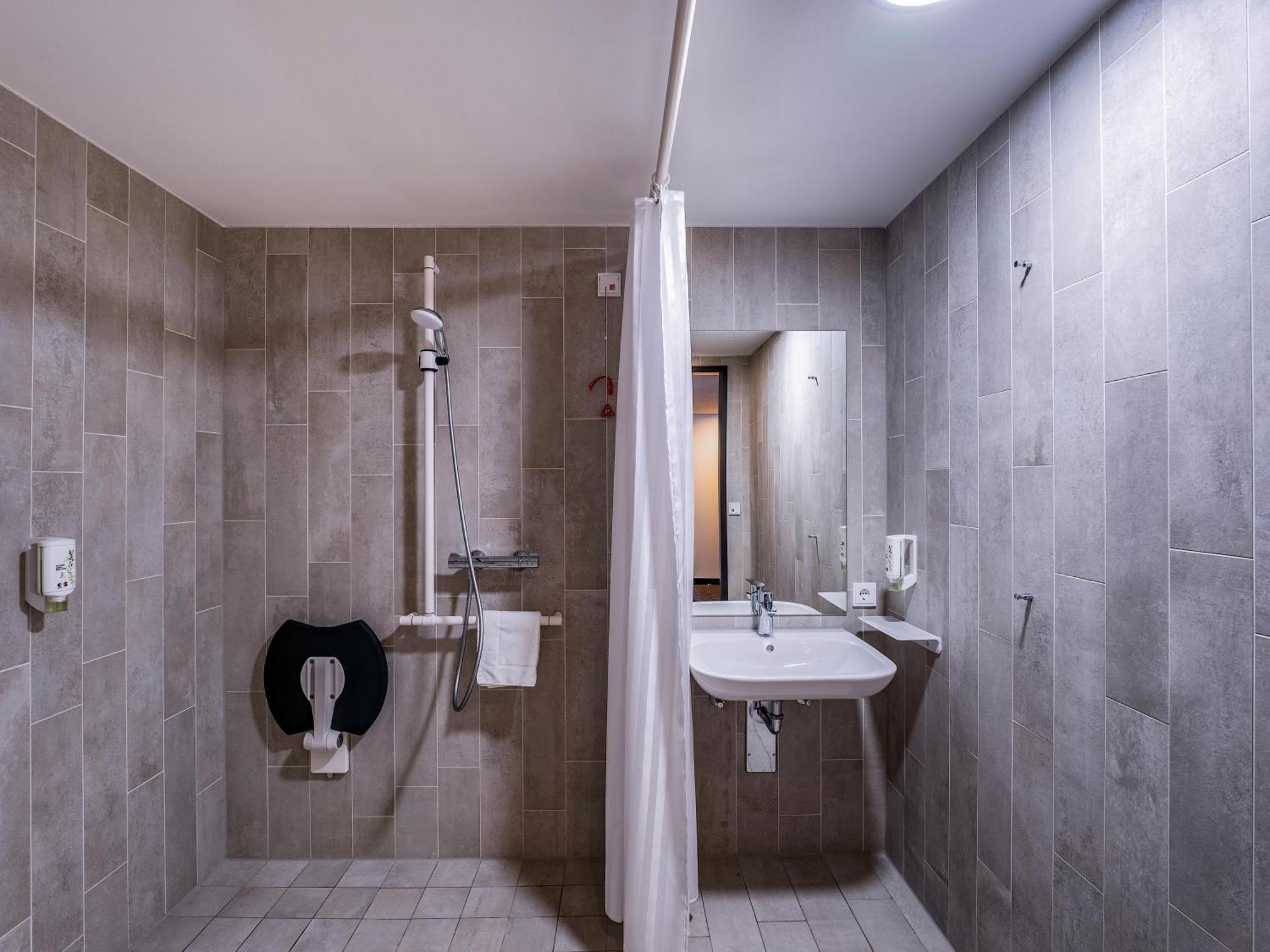 B&B Hotel Villingen-Schwenningen Exteriör bild